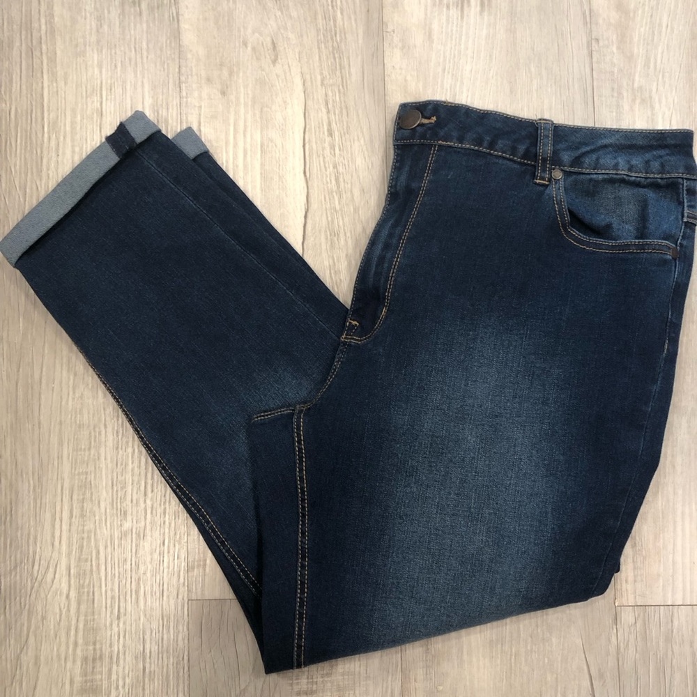 Avenue Slim Straight Dark Indigo Jeans